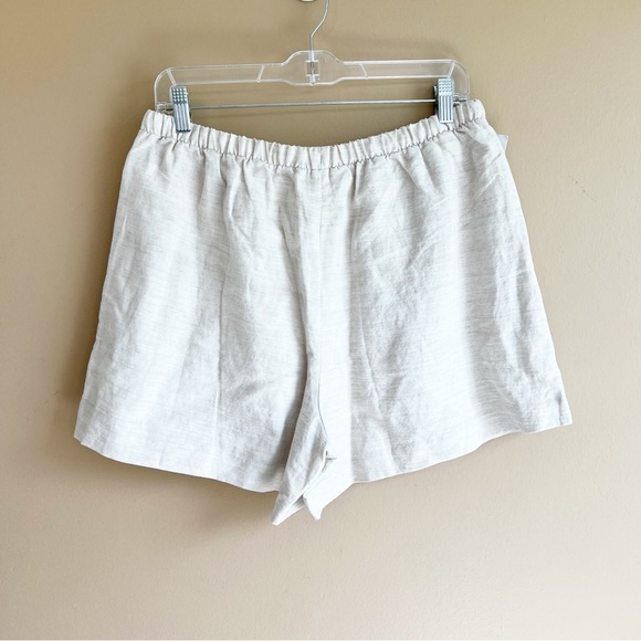 New Aritzia WILFRED Omnia Linen Shorts in Natural Ecru size Medium SOLD - Picture 13 of 15